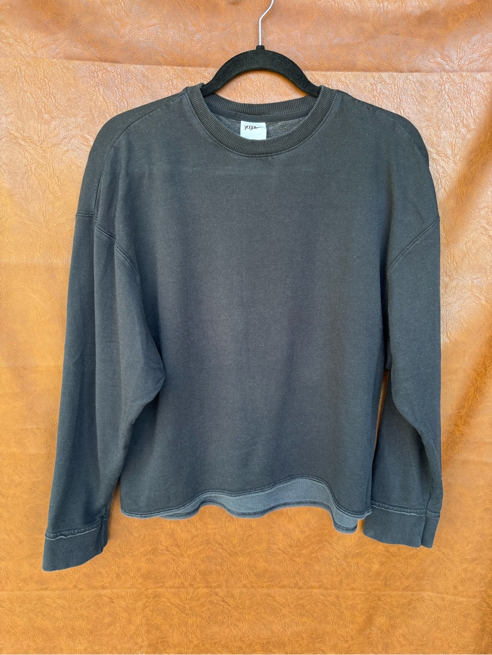 Nike Yoga Sweatshirt Womens Small Black Modal Fleece Crewneck Cropped